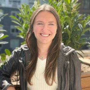 Meet your Posher, Courtney